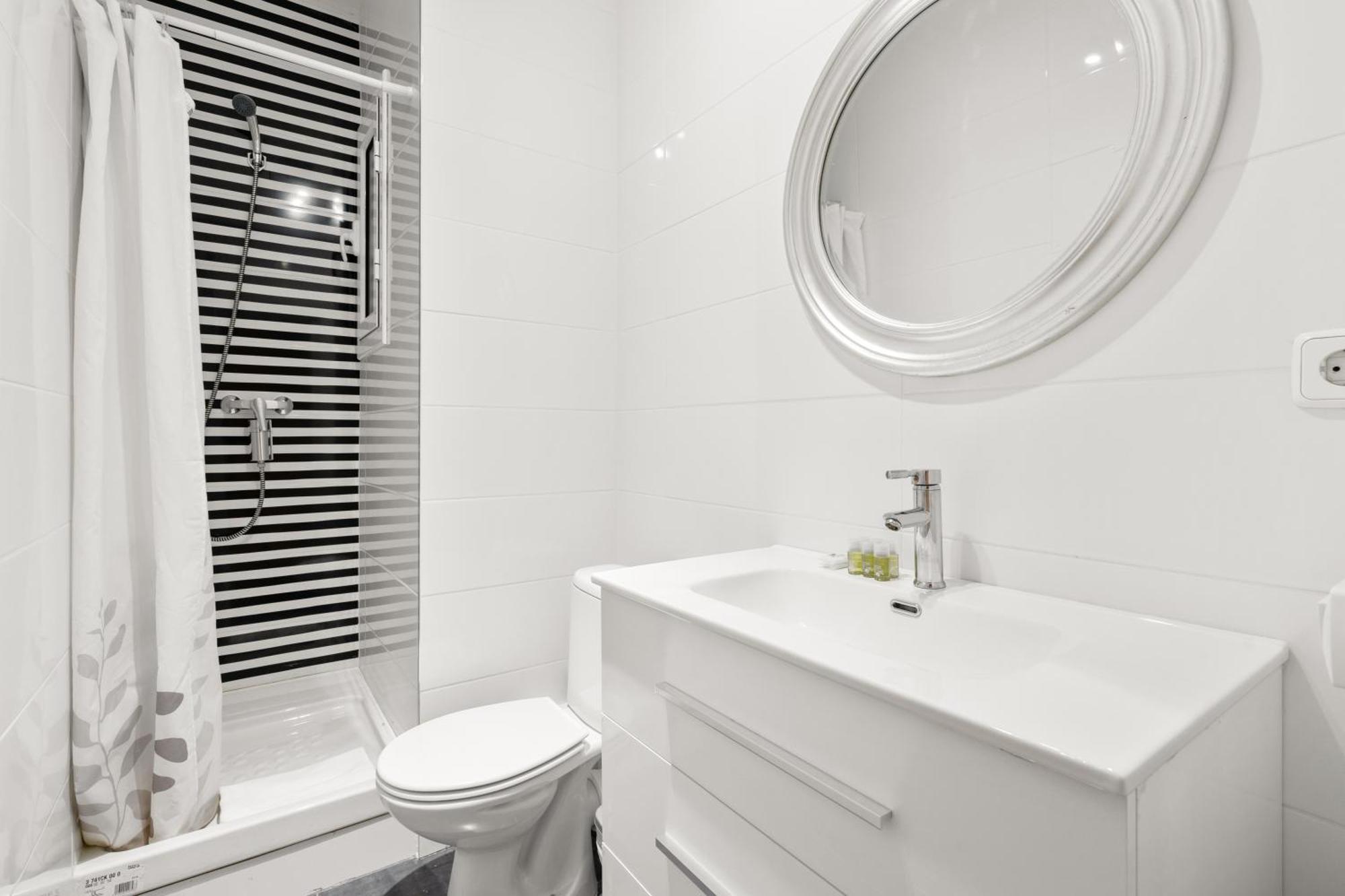 Fridays Flats Spacious 4br Family Retreat Appartamento