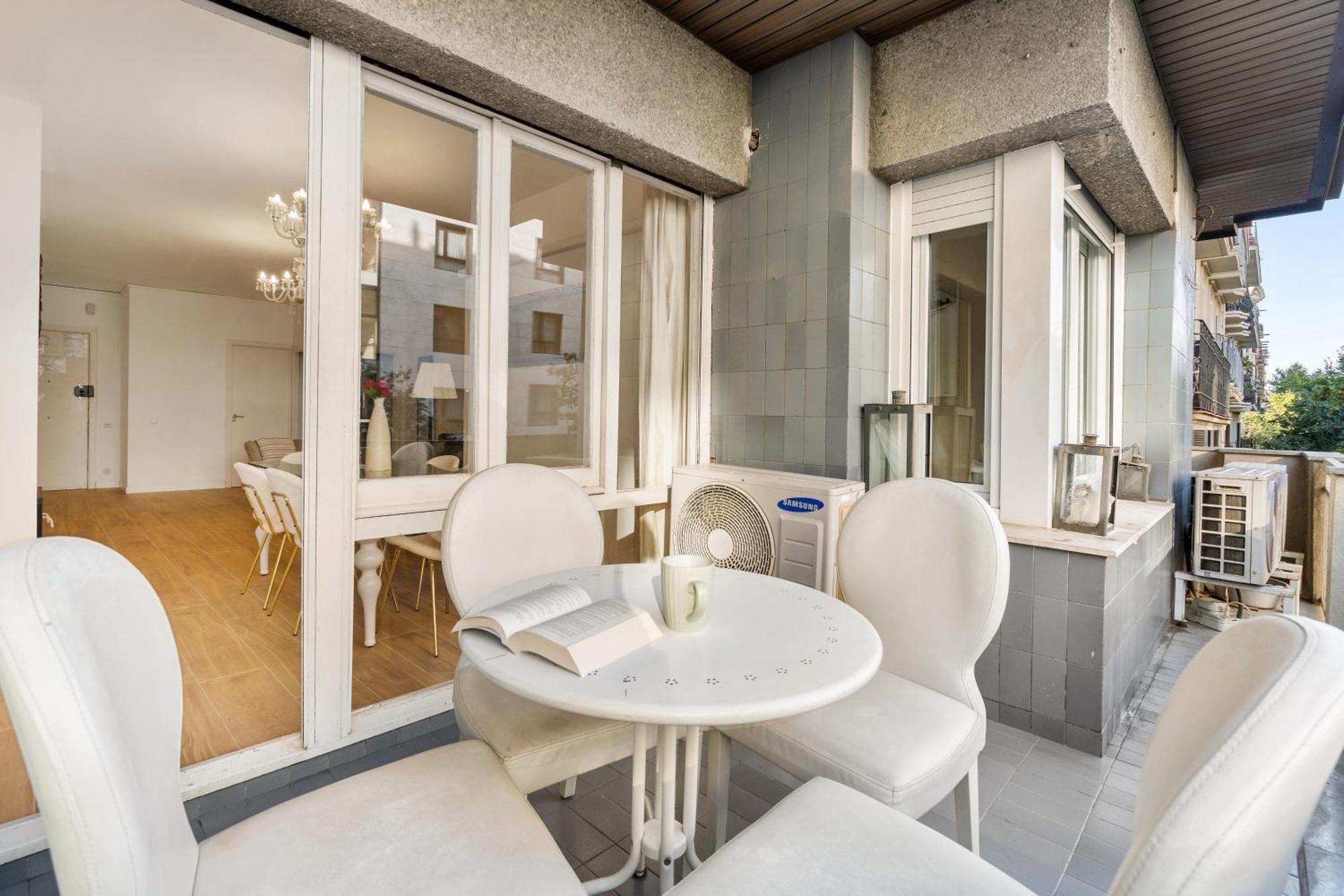 Fridays Flats Spacious 4br Family Retreat * Barcellona